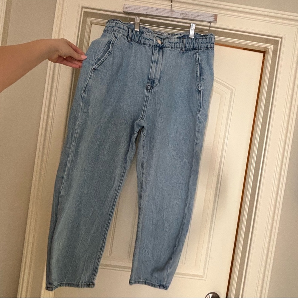 Zara baggy paper bag jeans with cinched waist